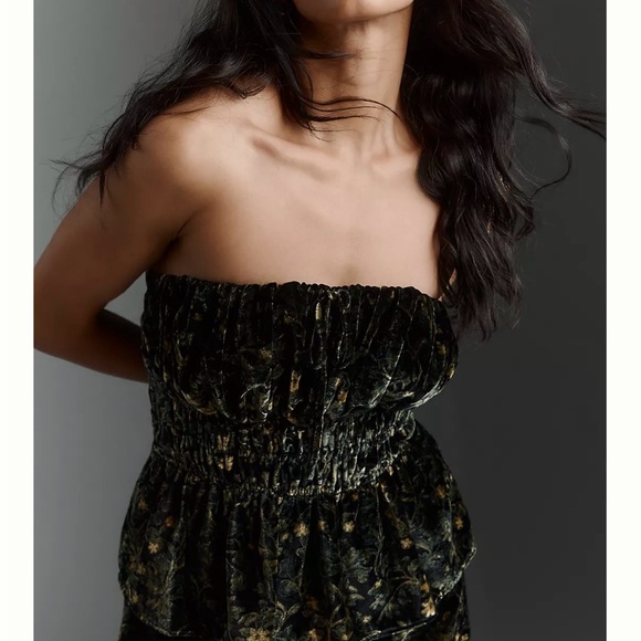 Anthropologie Tops - Anthropologie The Somerset Strapless Blouse